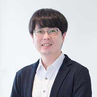 川端 健介